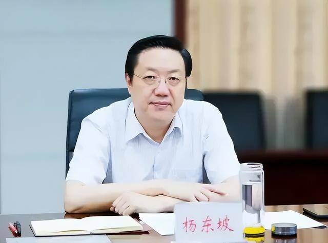 安徽省国资委原副主任，被开除党籍